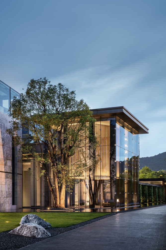 Gallery of Club InterContinental of InterContinental Shenzhen Dameisha Resort _ CCD  - 8.png
